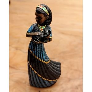 Enesco Mahogany Princess "The Gift" Figurine